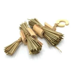 Oxbow Enriched Life Hanging Bulrush Bunches Small Animal Toy -Oxbow || Zesty Paws Sales 277264 PT2. SY630 V1614811014